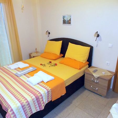 Nikos Apartments Sithonia Exteriör bild